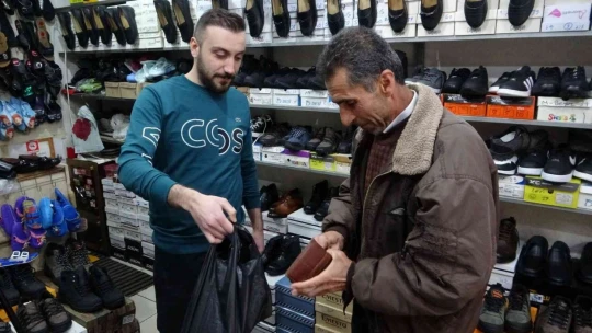 Malatyalılar 'kara lastikten' vazgeçemiyor