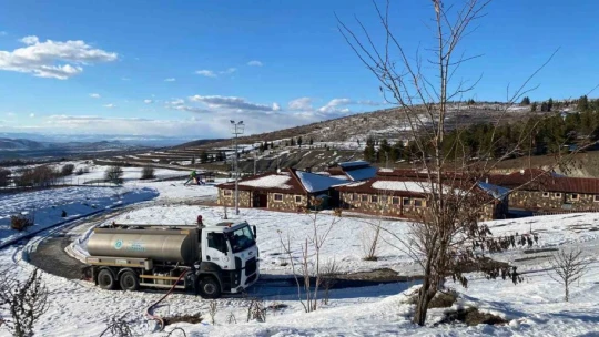 MASKİ depremzedelere temiz içme suyu sağlıyor