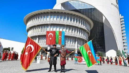 Mehteran takımından Azerbaycan'a destek konseri