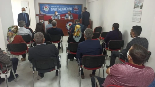 Memur-Sen'den Fransa'ya tepki