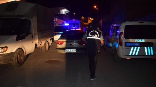 Merdivenden düşen yaşlı kadın hayatını kaybetti