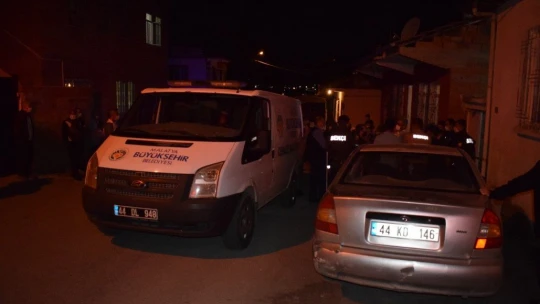 Merdivenden düşen yaşlı kadın hayatını kaybetti