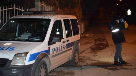 Metruk binadaki bıçaklı kavga