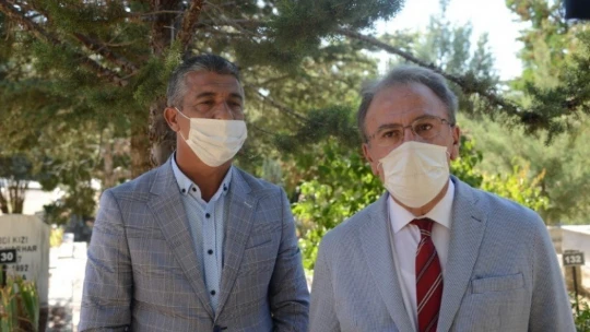 Mezarlıklar kurban bayramına hazır