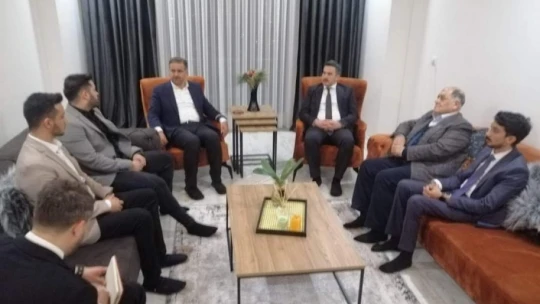 Milletvekili Fırat, partililerle buluştu