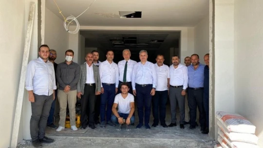 Kahtalı, Gökçe'deki deprem konutlarını inceledi