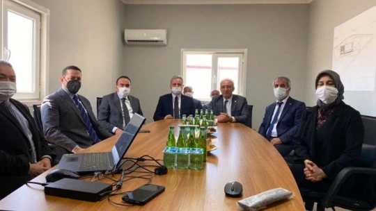 Milletvekili Kahtalı Kızılay Üretim Üssü'nde inceleme yaptı