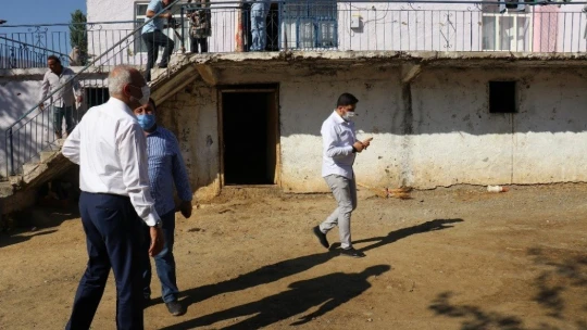 Milletvekilleri deprem bölgesinde incelemelerde bulundu