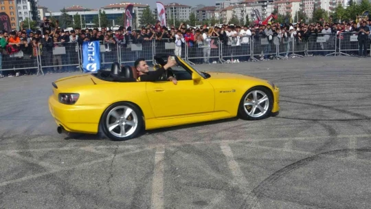 Modifiyeli araç tutkunları Malatya'da bir araya geldi