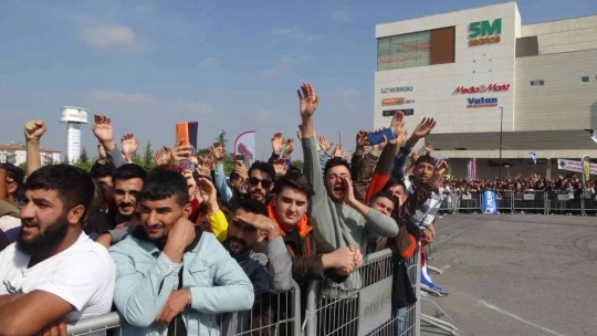 Modifiyeli araç tutkunları Malatya'da bir araya geldi