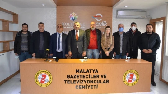 Sadıkoğlu: Yapıcı eleştiri bizi yönlendirecek