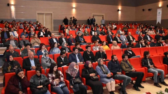 MTÜ'de  Cumhuriyet paneli