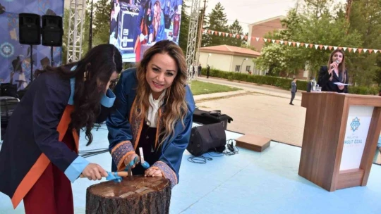 MTÜ'de mezuniyet töreni