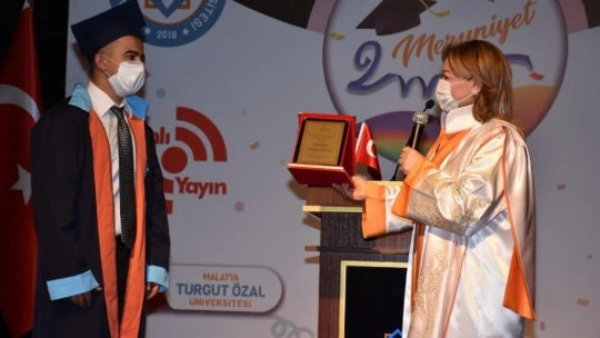 MTÜ'de e-mezuniyet töreni ve e-konser gerçekleşti