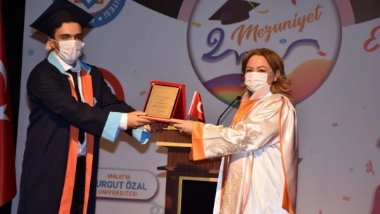 MTÜ'de e-mezuniyet töreni ve e-konser gerçekleşti