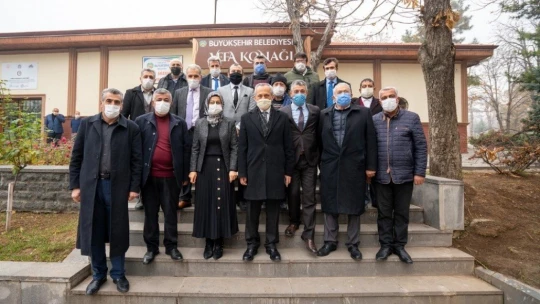 Muhtarlar, tesis ve yatırımları gezdi