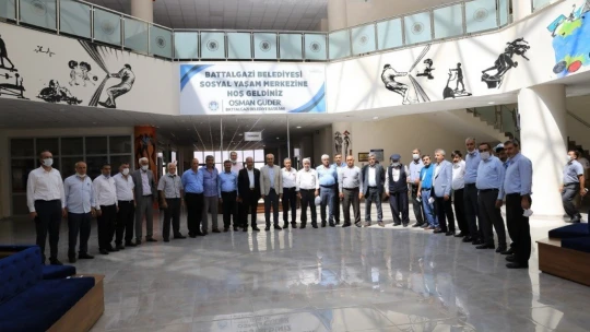 Muhtarlar yatırımları inceledi