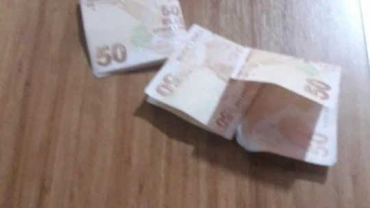 Mühürlenen iş yerine kumar baskını