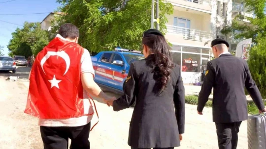 Muratcan'ın askerlik hayali gerçek oldu