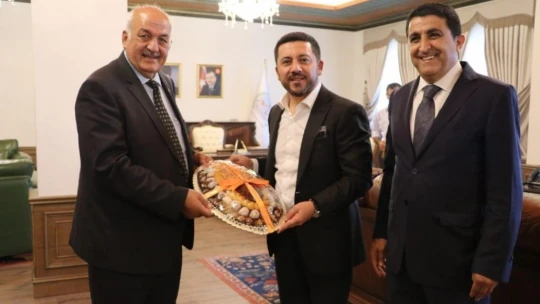 Nevşehir Valisi Becel'e Malatyalılardan hayırlı olsun ziyareti