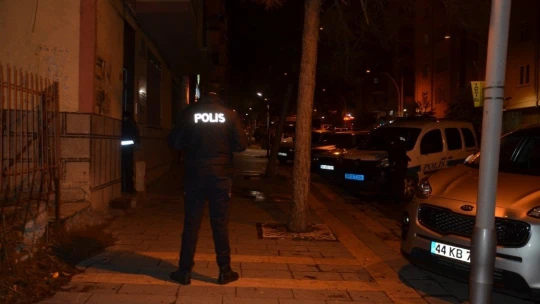 Ocakta unutulan yemek sonu oldu