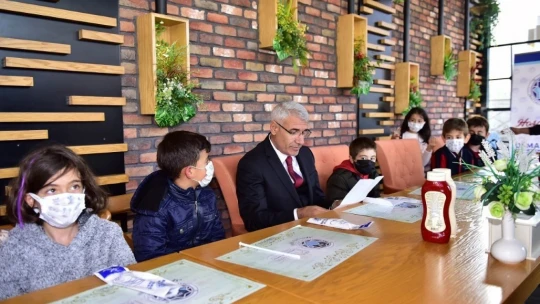 Öğrenciler mektup yazdı, Güder geri çevirmedi
