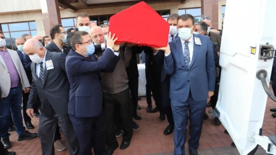 Öğretim Üyesi Betül Dürgen kansere yenildi