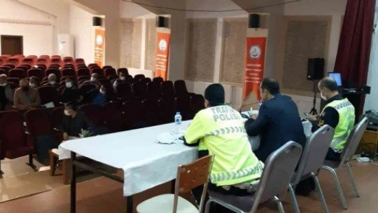 Okul servis sürücülerine önce eğitim sonra denetim