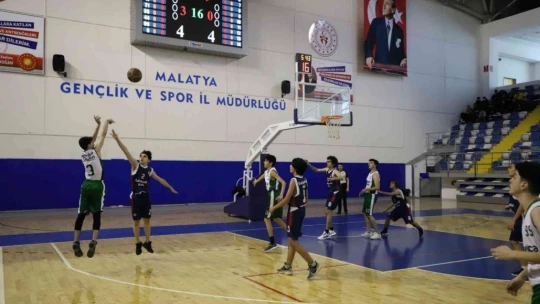 Okullararası Basketbol Şampiyonası çekişmeli geçti