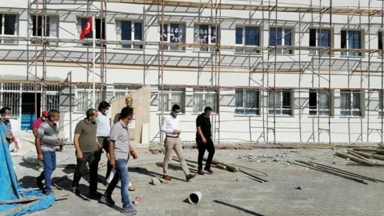 Okullarda güçlendirme çalışmaları yapılıyor