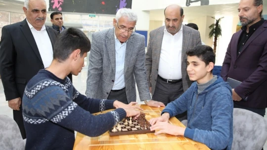 Önce öğrendiler sonra özel turnuvaya katıldılar