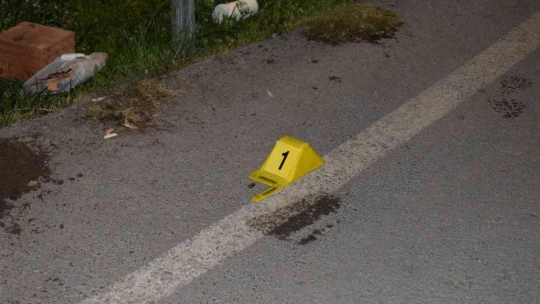 Otoparkta tartıştığı kişiler tarafından ayağında vuruldu