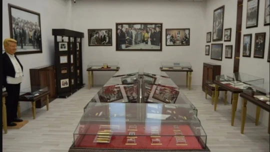 Özal'ın anısına kurulan müze sanal ortamda