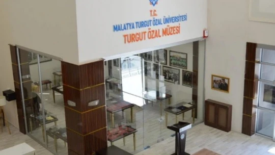 Özal'ın anısına kurulan müze sanal ortamda