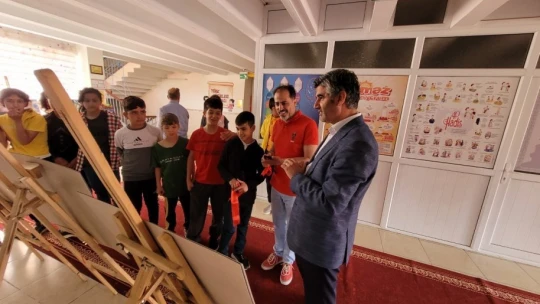 Özel çocuklardan fotoğraf sergisi