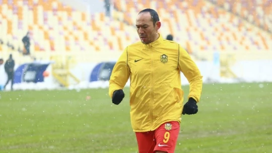 Umut Bulut, rekora koşuyor