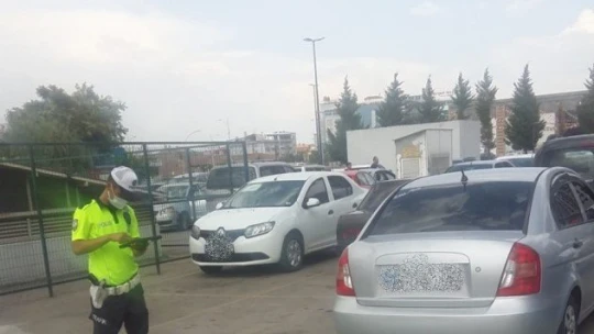 Park denetimlerinde 93 araca idari işlem yapıldı