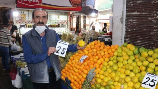 Pazar esnafını hem marketler hem de virüs vurdu