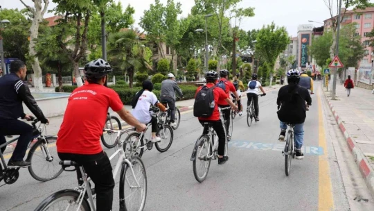 Pedallar Gençlik Haftası için çevrildi