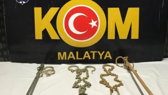 Polis operasyonunda 11 parça tarihi eser ele geçirildi