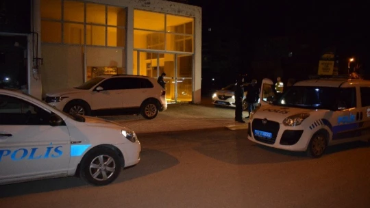 Polisin 'dur' ihtarına uymadı ama...