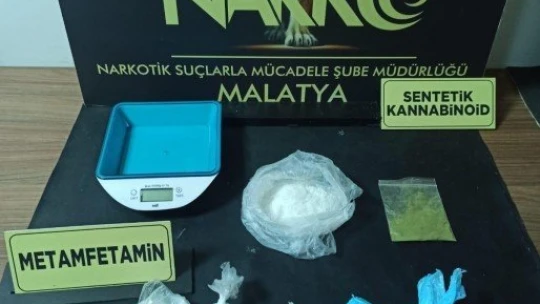 Polisten iki ayrı uyuşturucu operasyonu