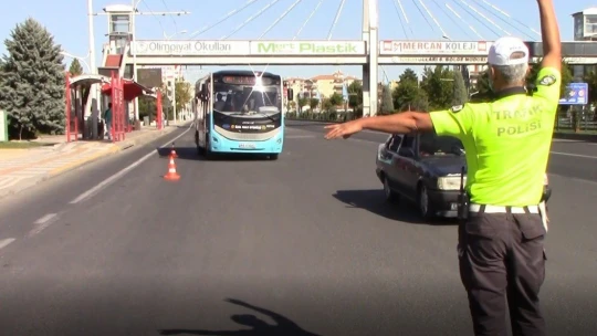 323 araç sürücüsüne ceza