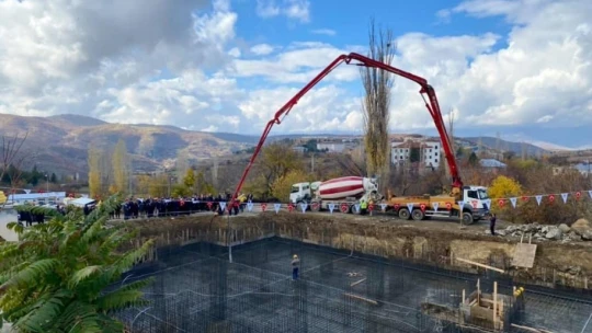 Pütürge'de 2 temel atıldı, 1 açılış gerçekleştirildi