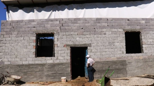 6 ev ağır hasar aldı