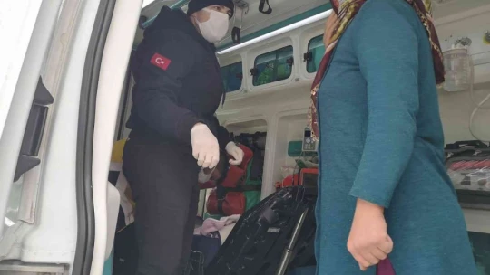 Rabia bebek, 4 saatlik yol açma çalışmasından sonra hastaneye ulaştırıldı