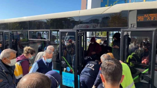 Rahatsızlanan yolcuyu saniyelerle yarışarak hastaneye yetiştirdi