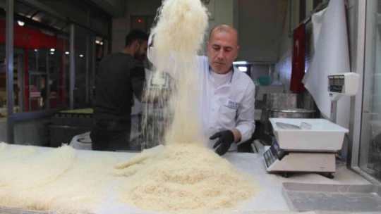 Ramazan ayında kadayıfa yoğun ilgi