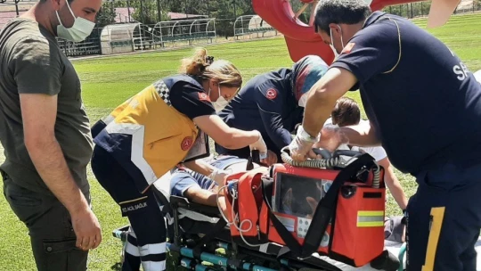Sağlık personelinin imdadına ambulans helikopter yetişti