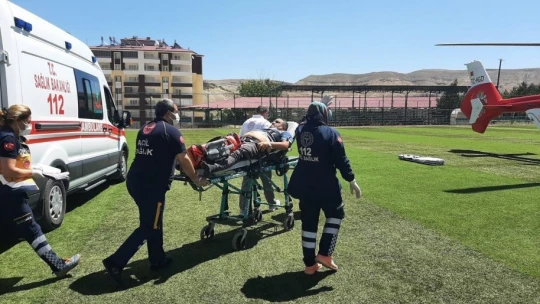 Sağlık personelinin imdadına ambulans helikopter yetişti